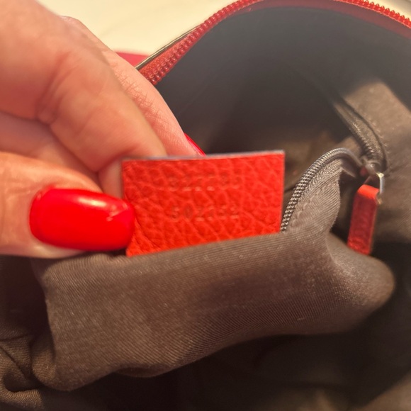 GUCCI Red Leather D-Ring Abbey Hobo - Picture 8 of 10